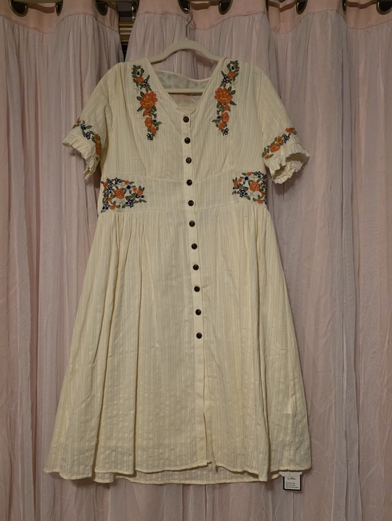 Retro-Stage Dresses & Skirts - Retro-stage Embroidered Button-Front Midi Dress with Orange Floral Detail XXL